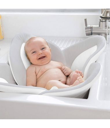 wkładka do kąpieli niemowlaka w zlewie